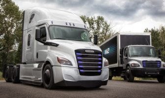 Daimler Trucks establishes new electromobility group and unveils two all-electric models