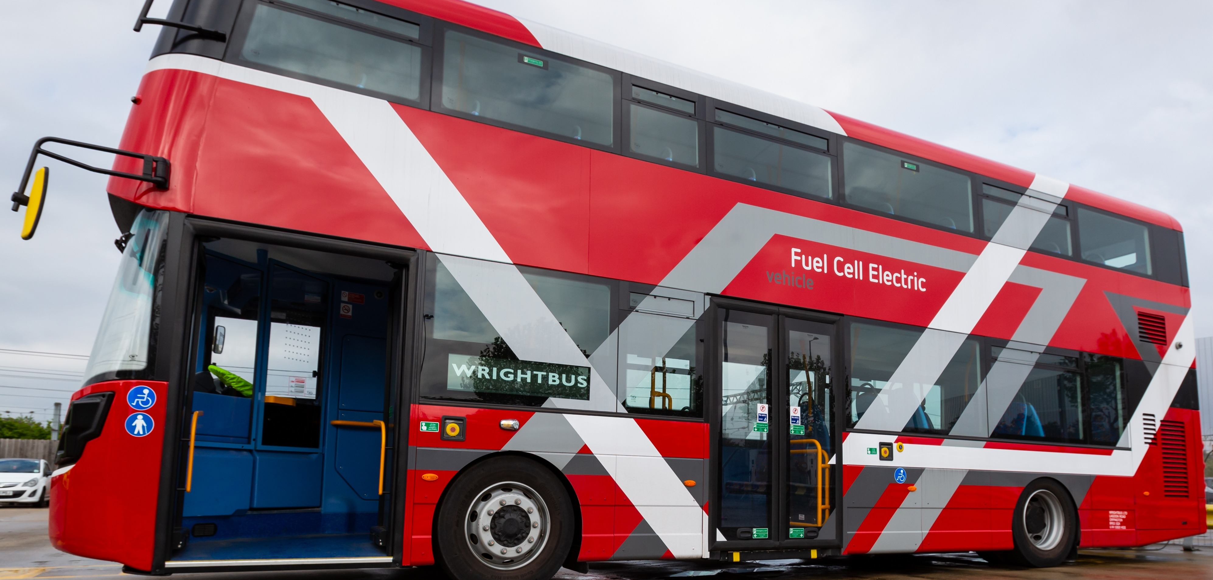 World’s first hydrogen double decker buses set for London - Electric ...
