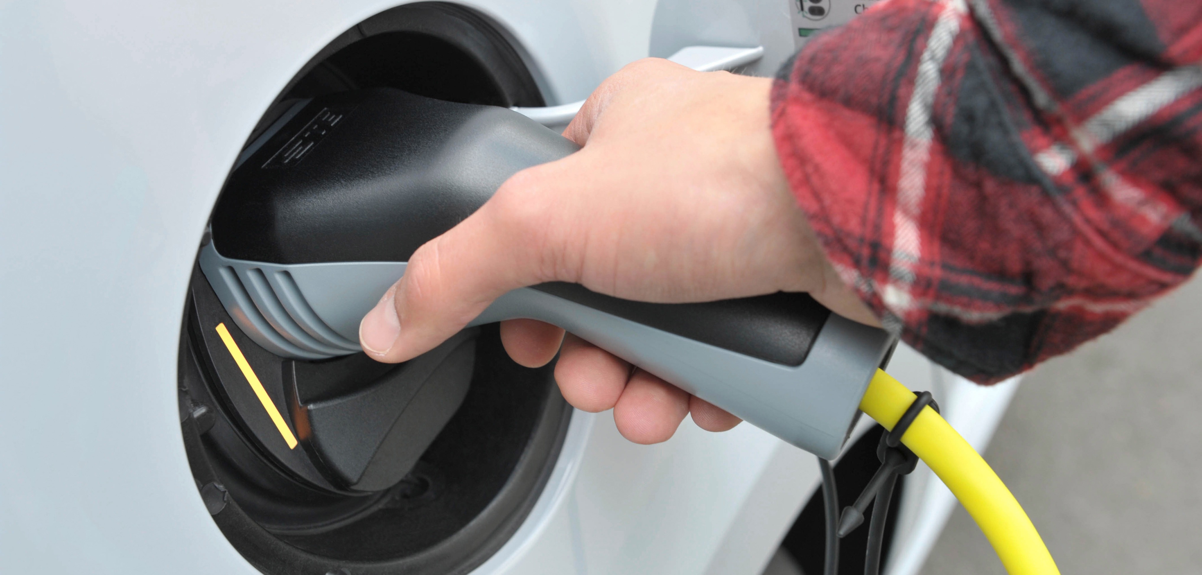 Electric and hybrid vehicles and the electronics supply chain