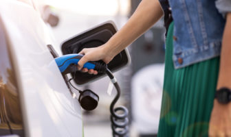 New analysis finds EV drivers still making savings despite public-charging price increase